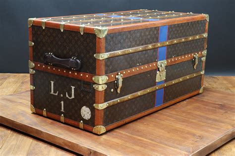 louis vuitton vintage chest|Louis Vuitton vintage suitcase.